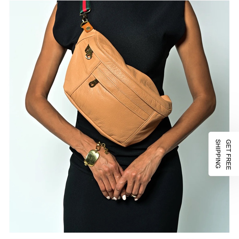 Parker Thatch Cross your body Sling in supple butterscotch (EUC)